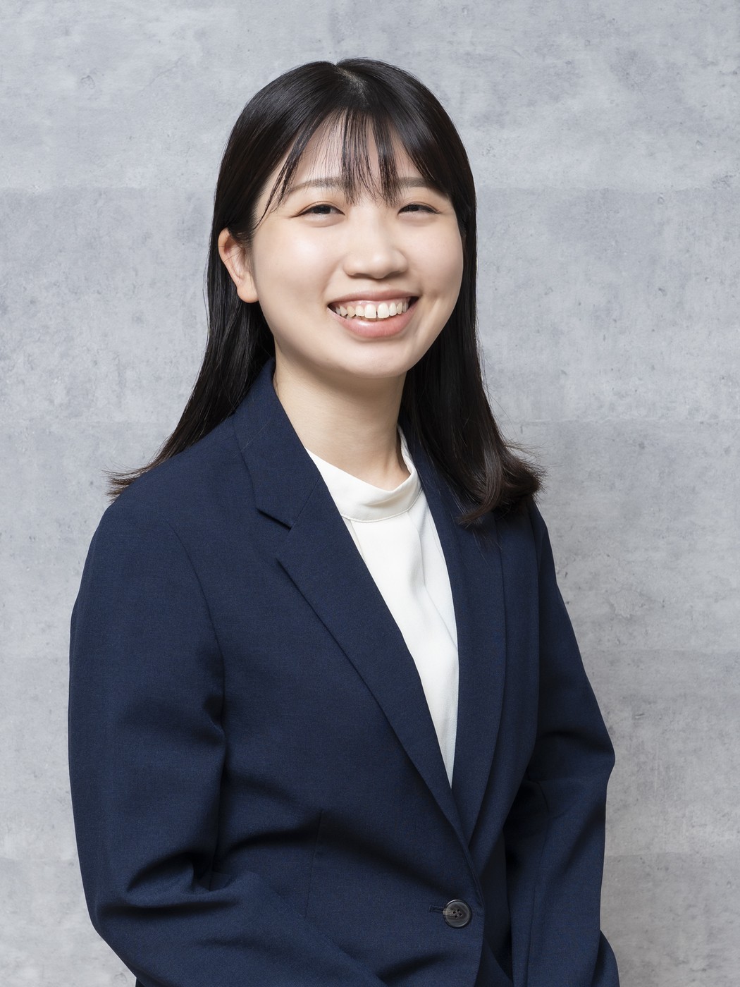 井手口 理緒